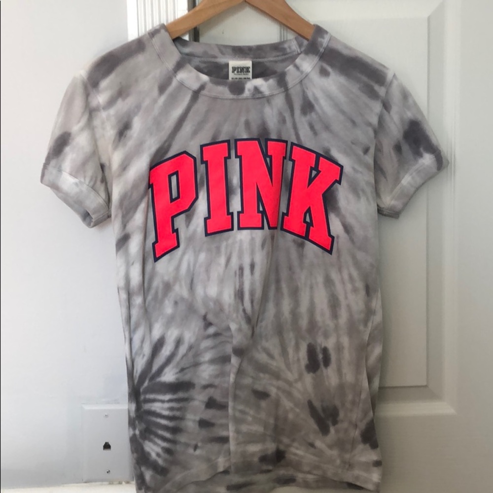 tie dye t shirt